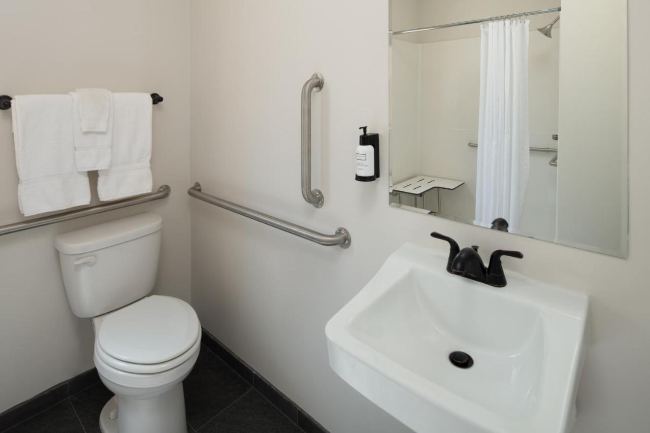 Boardman River Lodge And Cabins מראה חיצוני תמונה