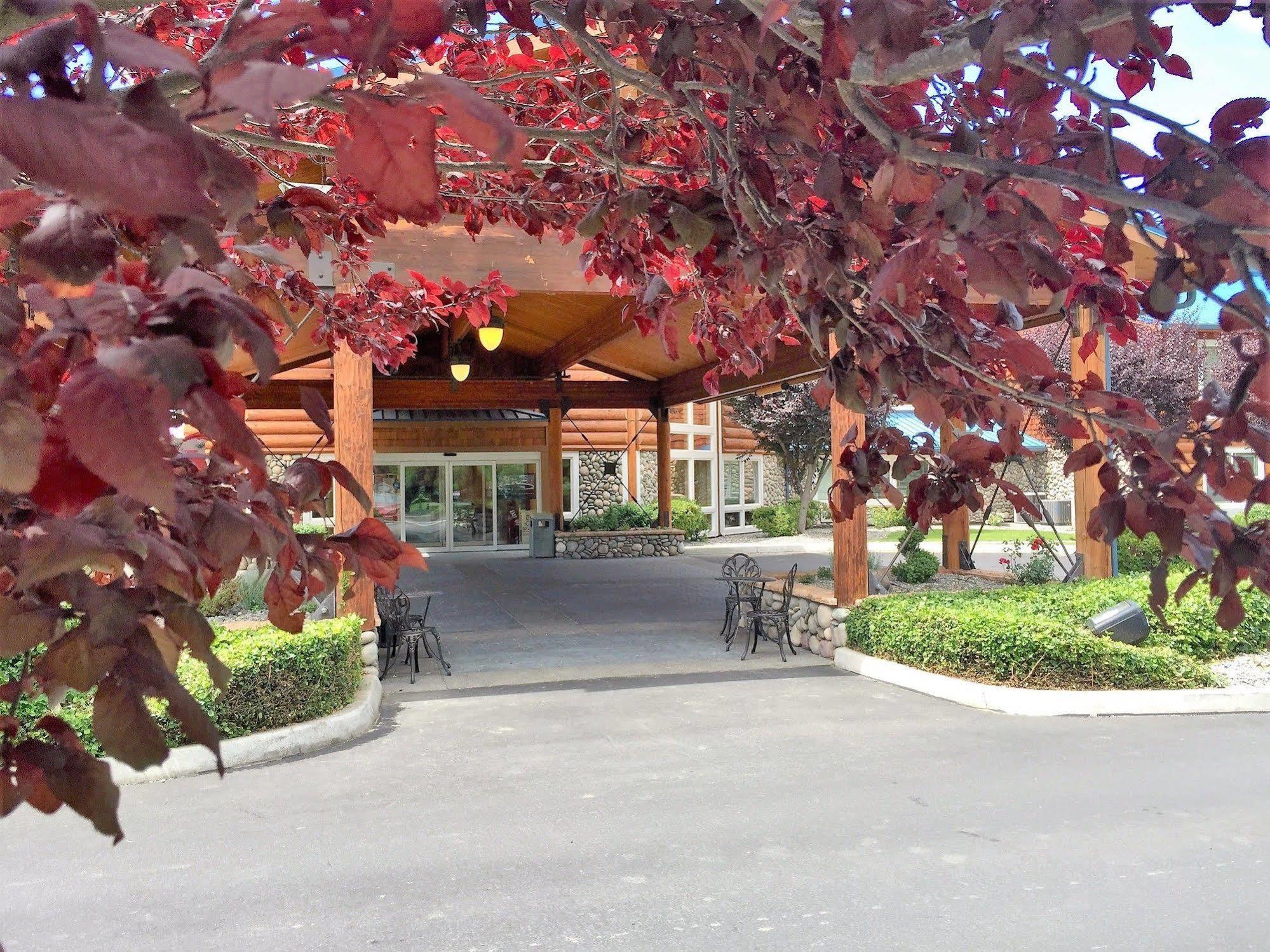 Boardman River Lodge And Cabins מראה חיצוני תמונה
