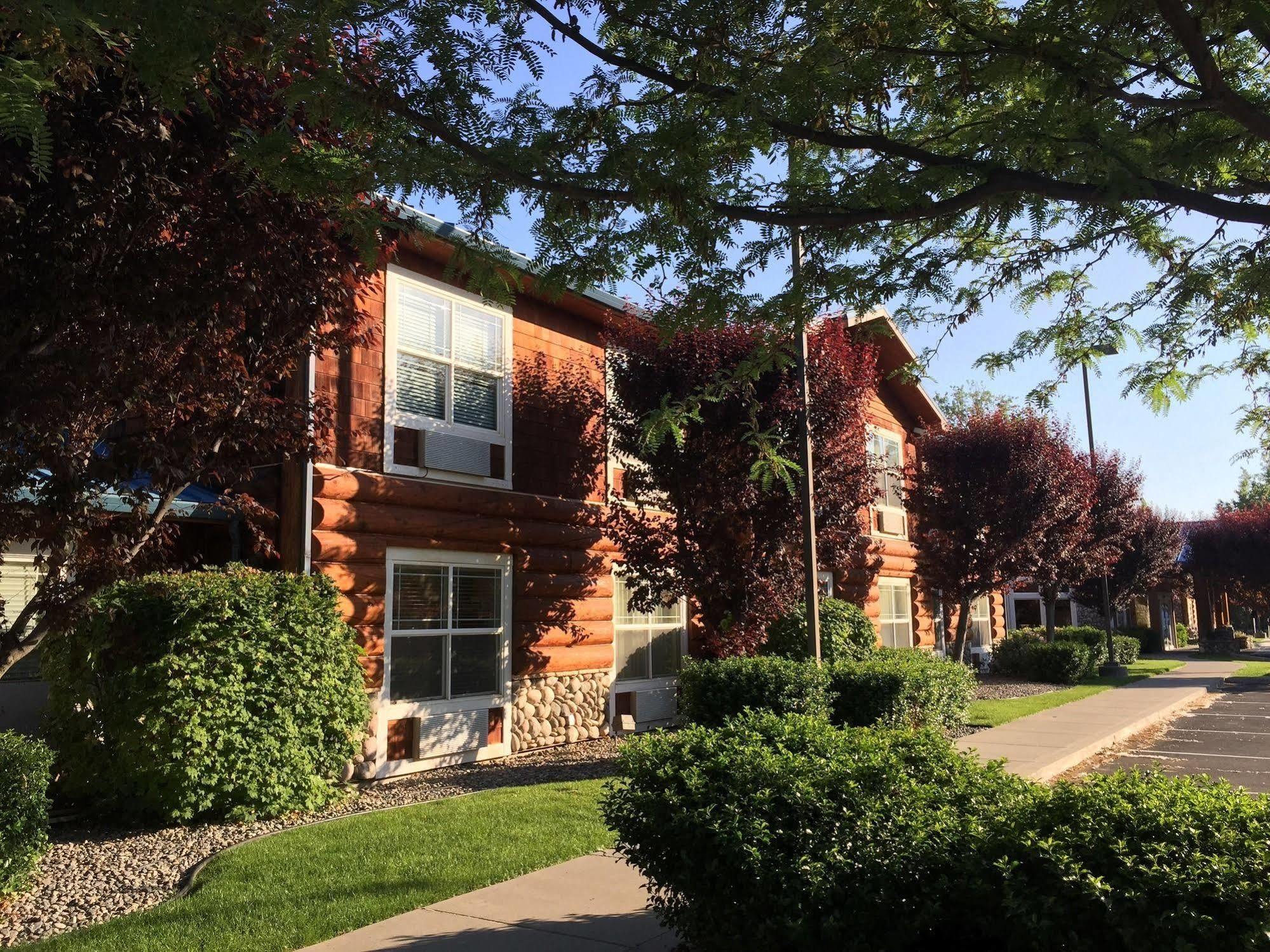 Boardman River Lodge And Cabins מראה חיצוני תמונה