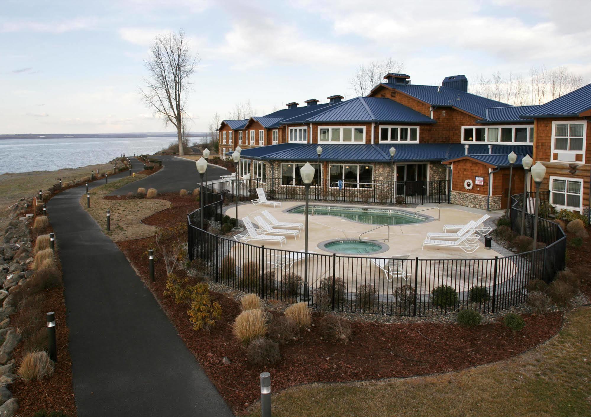 Boardman River Lodge And Cabins מראה חיצוני תמונה