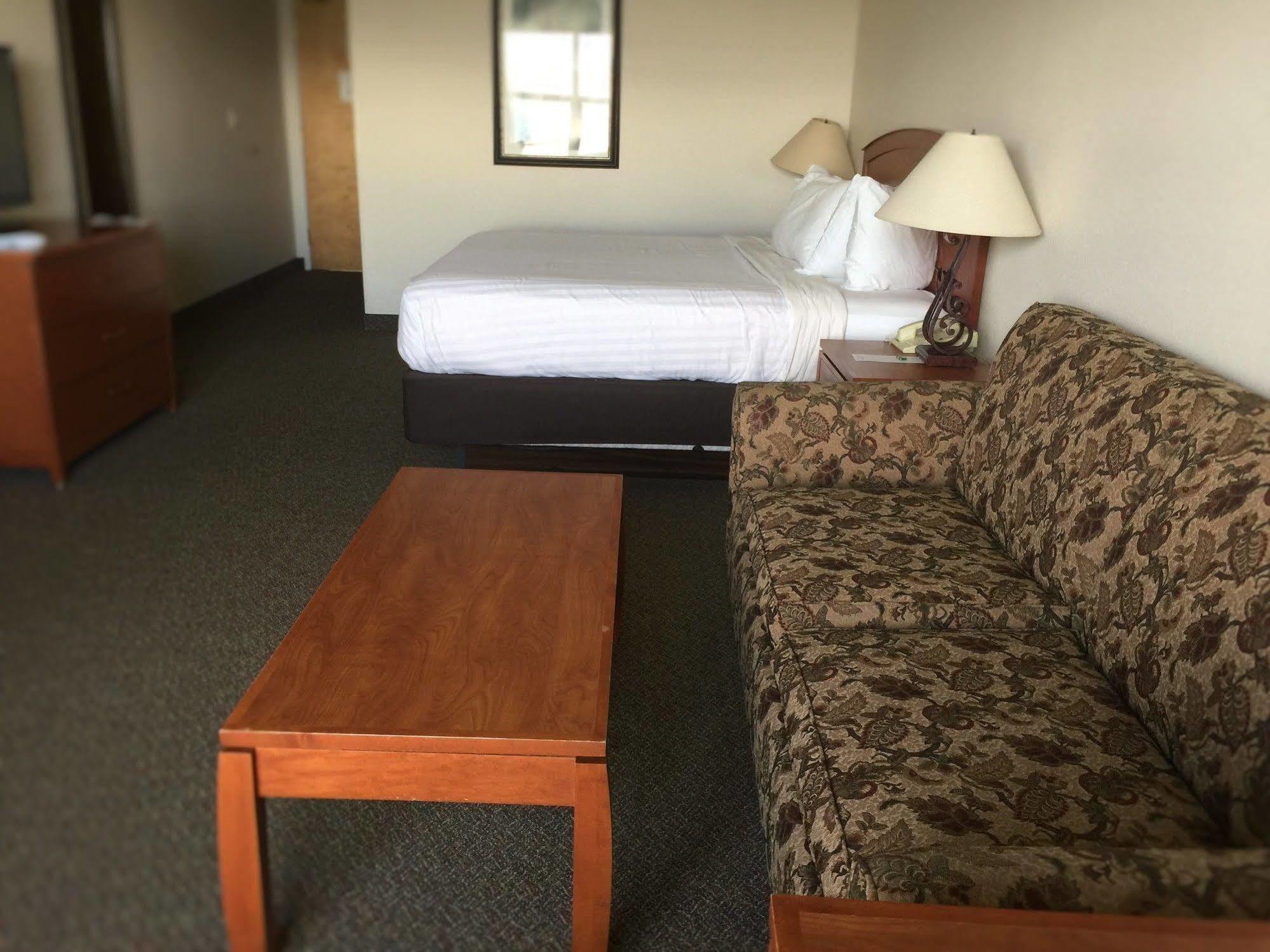 Boardman River Lodge And Cabins מראה חיצוני תמונה